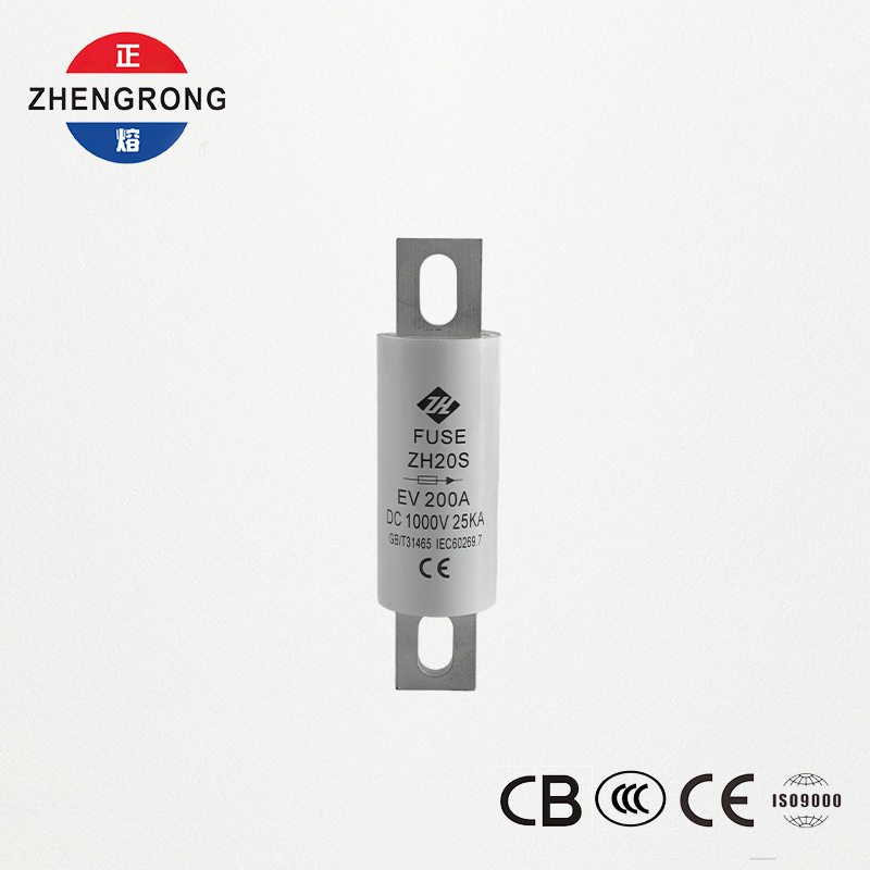 Vypínacia kapacita 25 kA | IEC60269 | Pre EV/ESS