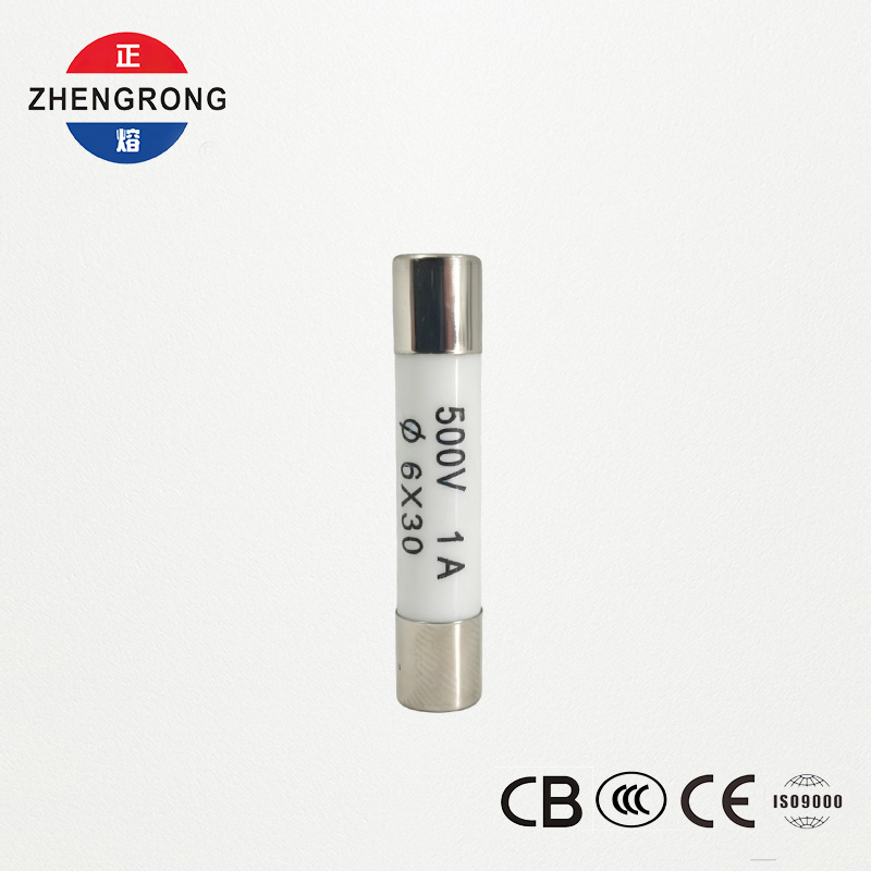 Vysokokvalitné 6*30mm R058 poistky 1A pre medzinárodných distribútorov