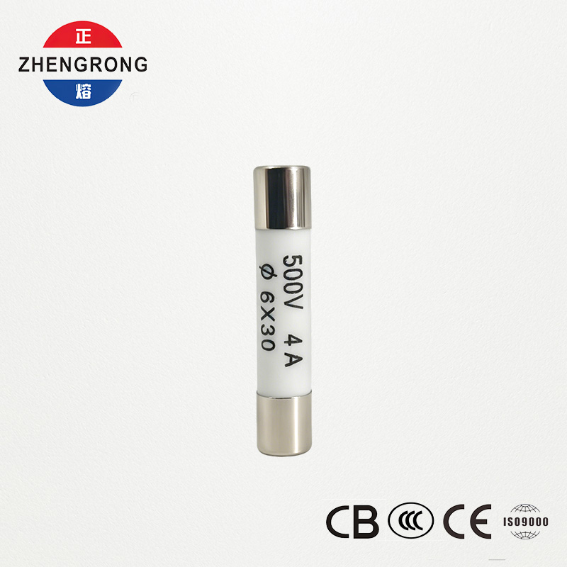 Vysokokvalitné 6*30mm R058 poistky 4A pre medzinárodných distribútorov